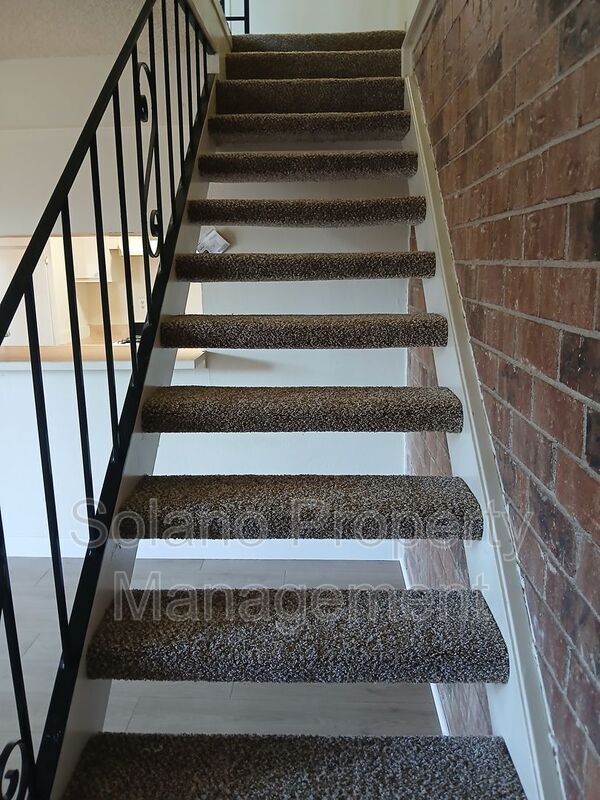 Building Photo - 1930 Peabody Rd