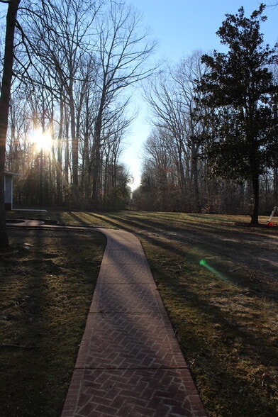 Building Photo - 9033 Rapidan Dr