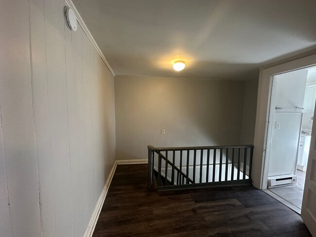 Building Photo - 2 Story House Under $800