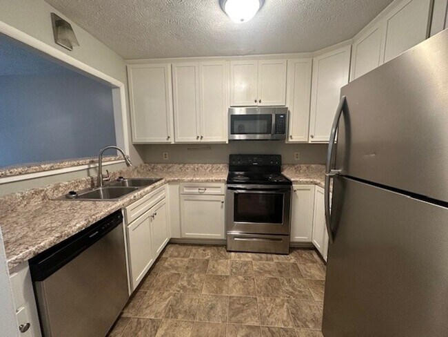 Building Photo - 1190 Wrenwood Ct