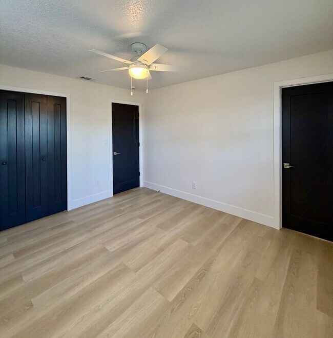Building Photo - Adorable Makeover Melbourne Florida-Close to Wickham Rd.