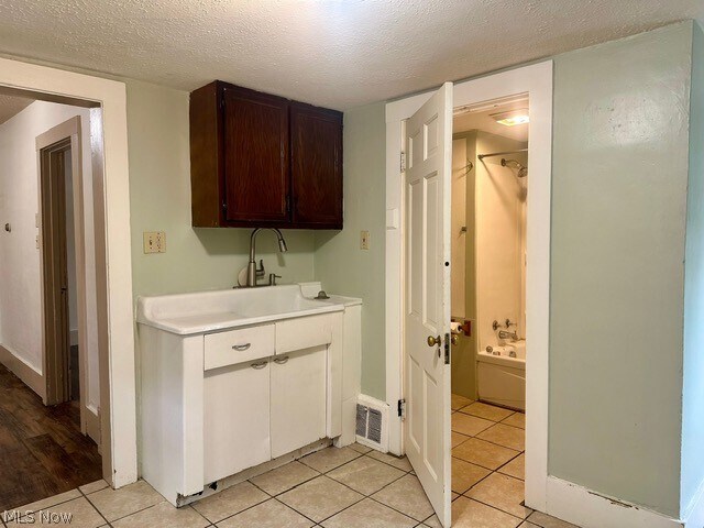 Building Photo - 649 W Hopocan Ave