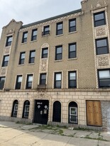 Building Photo - 1553 W 94th St