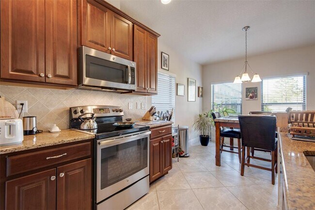 Building Photo - 11020 Tahiti Isle Ln