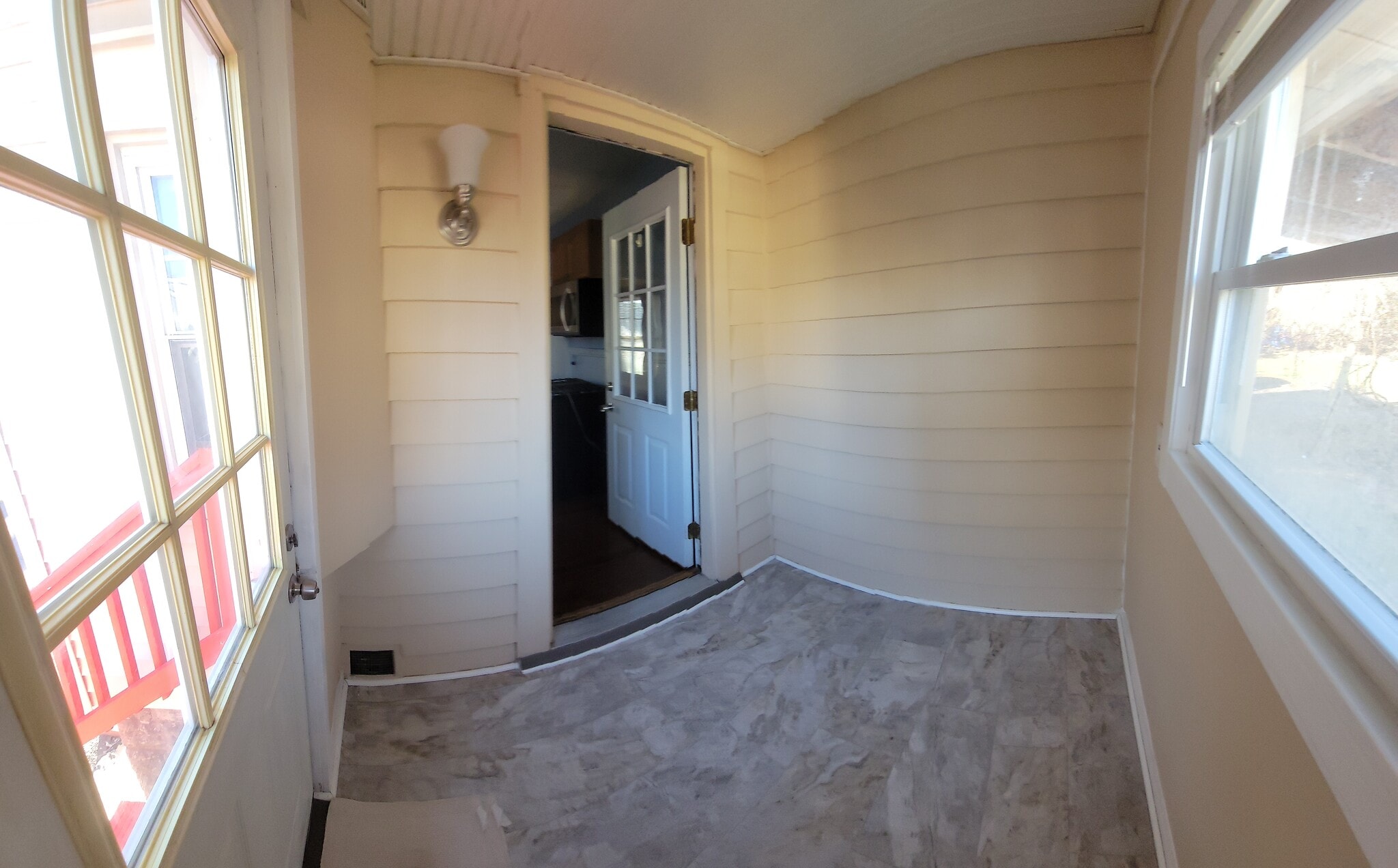 Building Photo - 402 Hartwell Ave