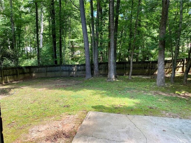 Building Photo - 305 Deergrass Trail