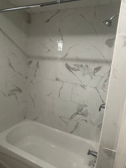 Building Photo - 155 16th Ave