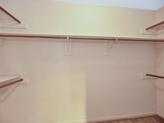 Building Photo - 16423 Ash Point Ln