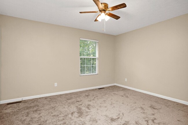 Building Photo - 6694 S Wilson Rd