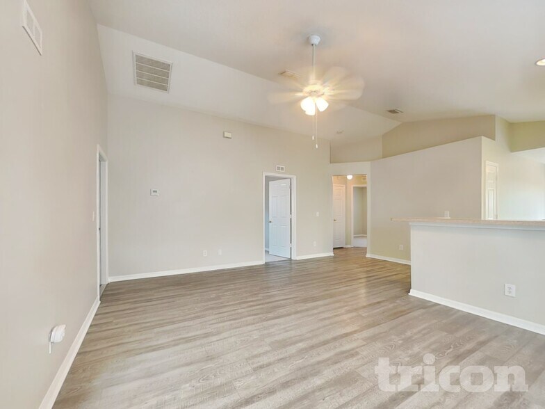 Building Photo - 7526 Oxford Garden Cir