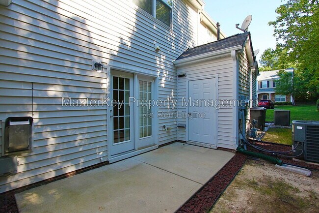 Building Photo - 508 Bayou Ct