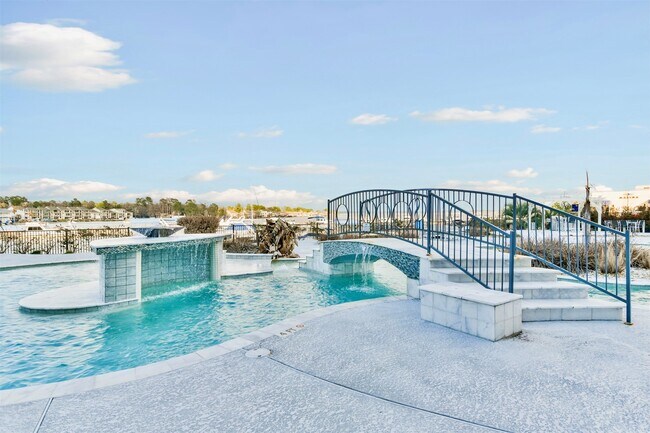 Building Photo - 15260 TX-105