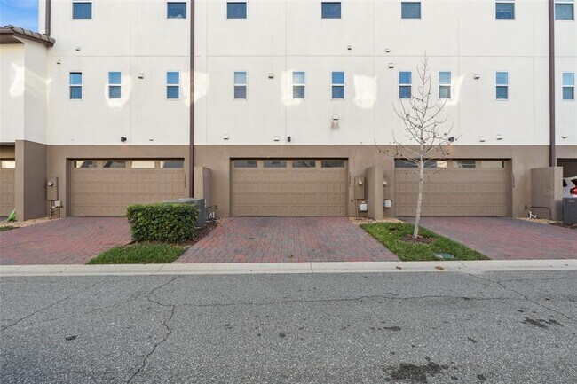 Building Photo - 13581 Larkton Ln