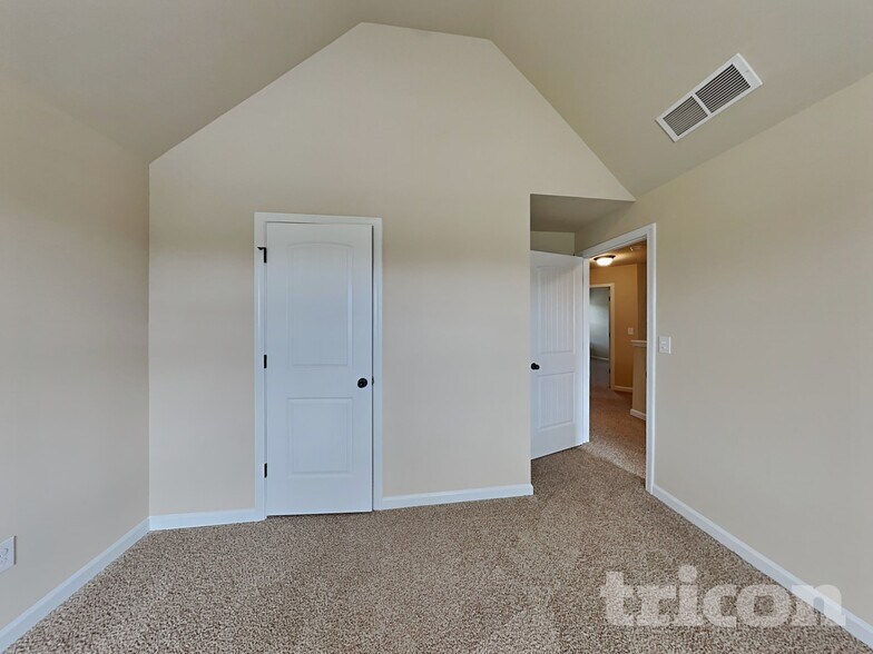 Building Photo - 118 Massey Ln