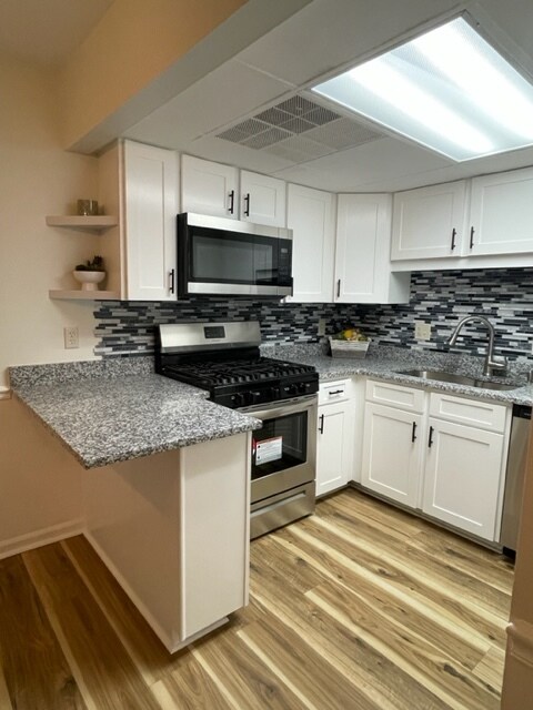 Building Photo - 1609 Homestead Trl