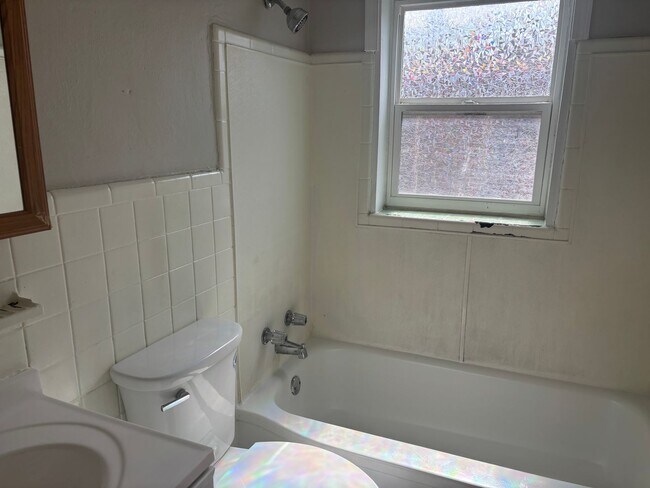 Building Photo - Section 8 welcome and encouraged