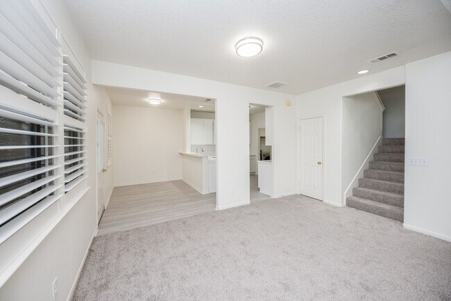 Building Photo - 2922 Copper Cliff Dr
