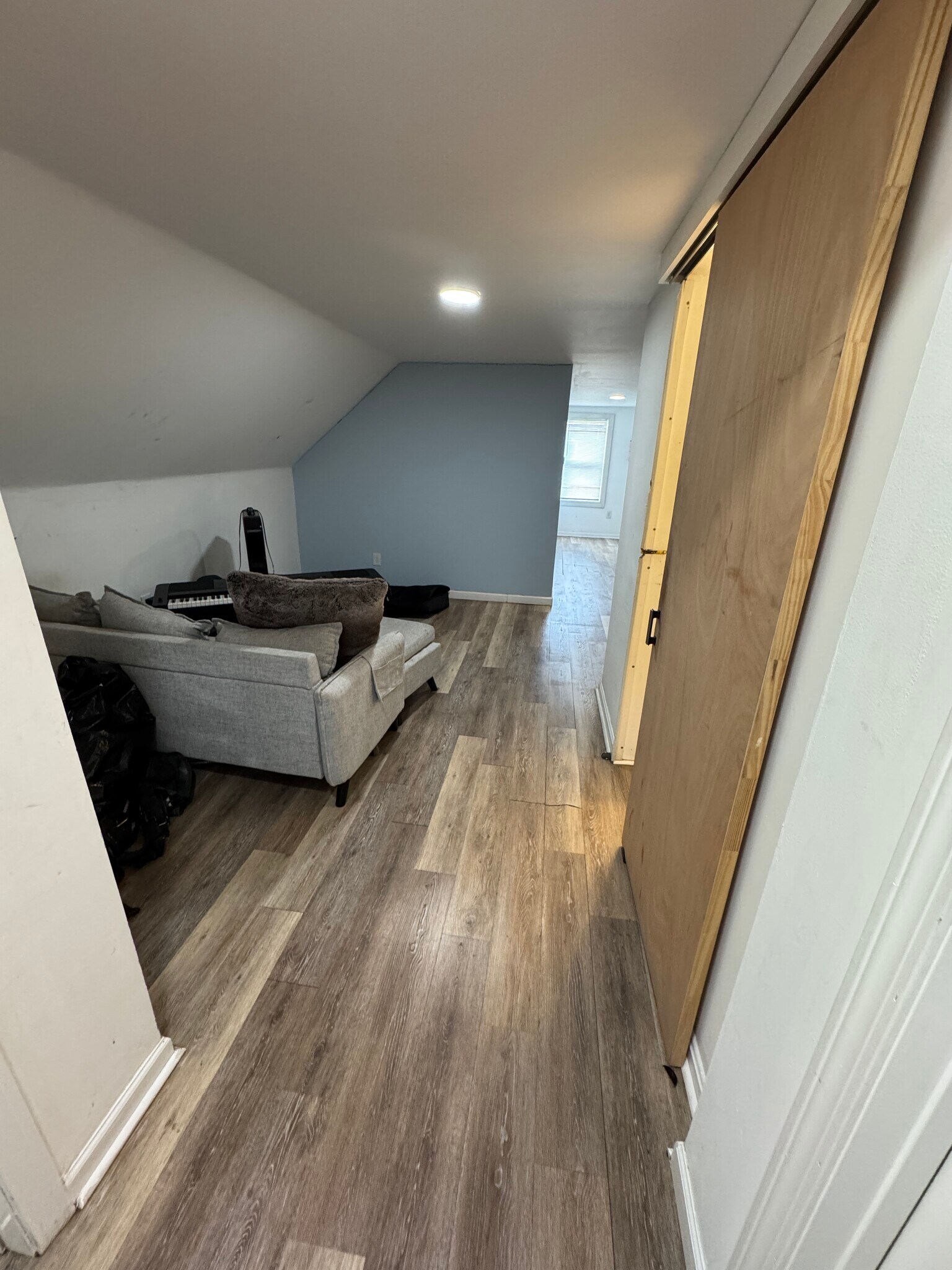 Building Photo - 75 Pinkert St