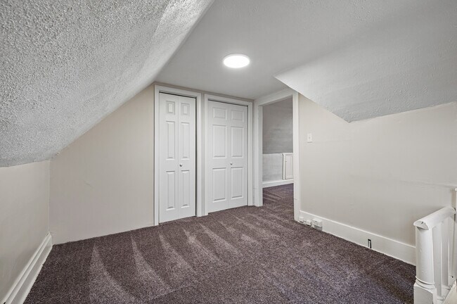 Building Photo - 134 Wynoka St