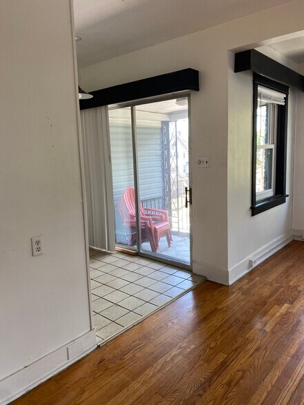 Building Photo - 2277 Shady Ave