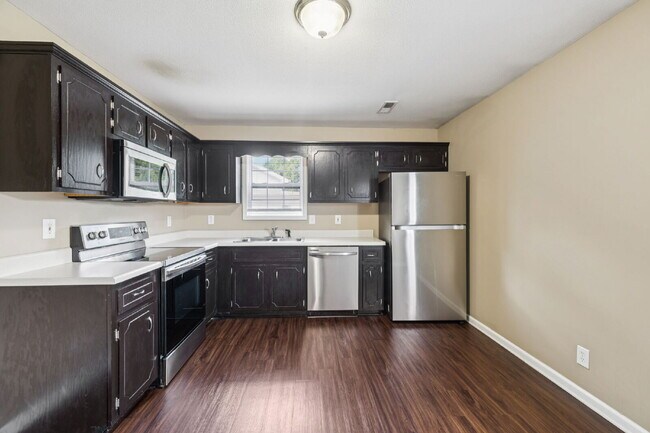 Building Photo - 269 A EXECUTIVE AVE, CLARKSVILLE, TN 37042