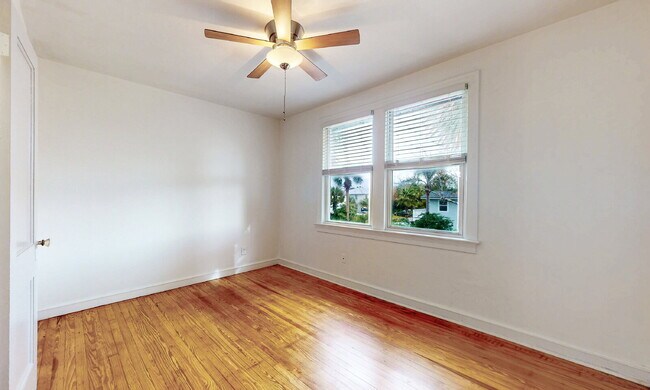 Building Photo - Pristine Neptune Beach Remodel: 2 Blocks to the Sand and Walkable to Everything!