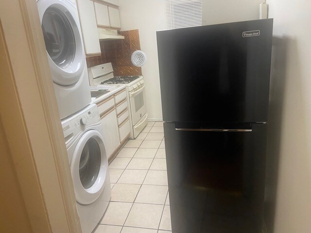 Building Photo - 2423 E Northern Pkwy