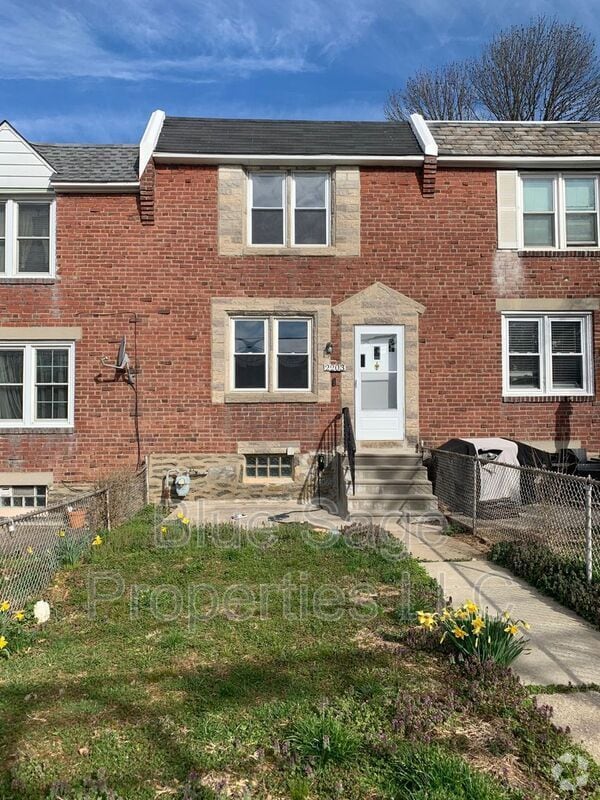 Building Photo - 2203 Bond Ave