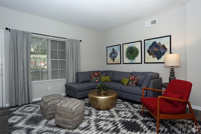 1087SF_Two Bedroom_Living Area - Saddle Creek And The Cove