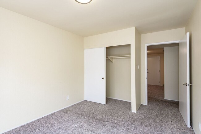 Building Photo - Spacious SDSU Townhome For Rent!
