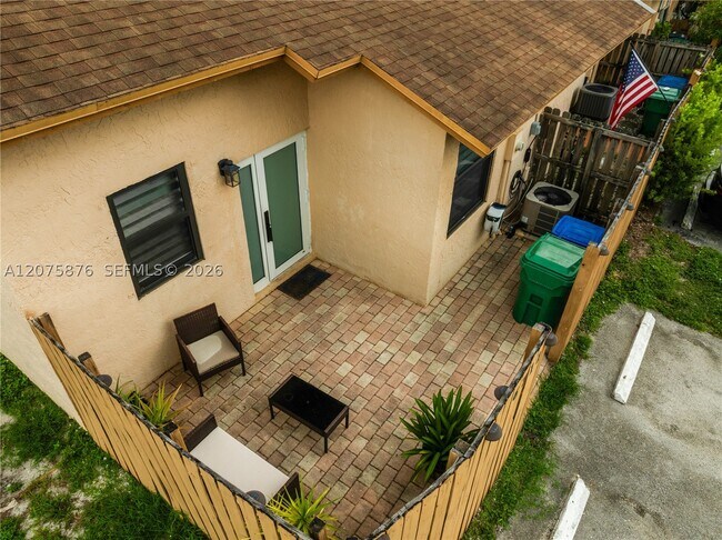 Building Photo - 6711 NW 193rd Ln