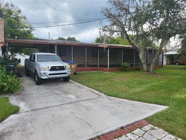 Building Photo - 1634 Dolphin Dr