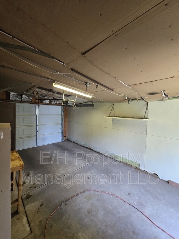 Building Photo - 2316 W Wildwood Rd