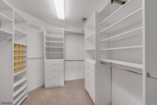 Building Photo - 19 Lea Pl