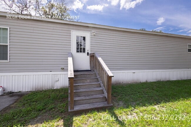 Building Photo - 5330 Christ Ln