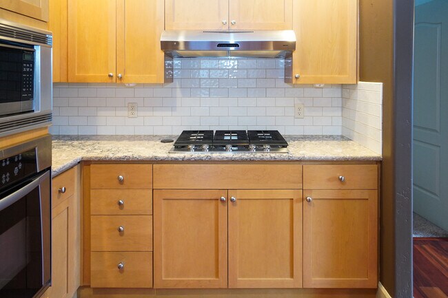 Building Photo - 1254 E Winding Creek Dr