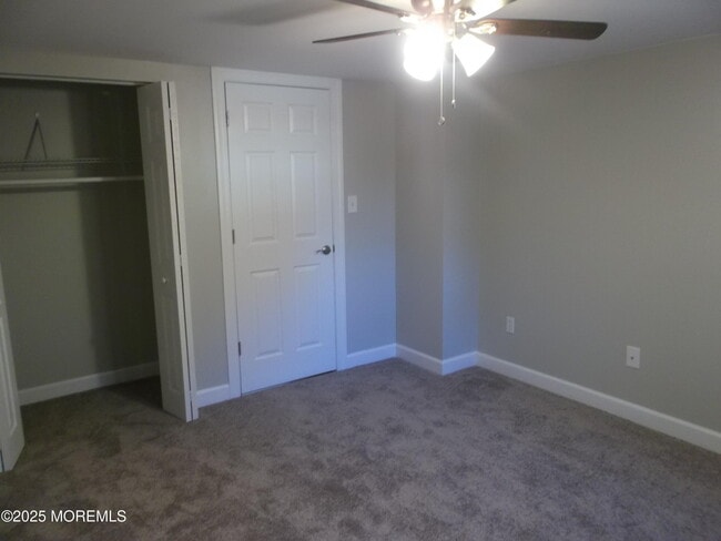 Building Photo - 278 Ridge Rd