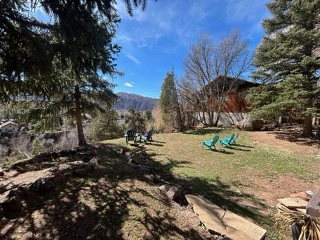 Building Photo - 625 E Sopris Dr