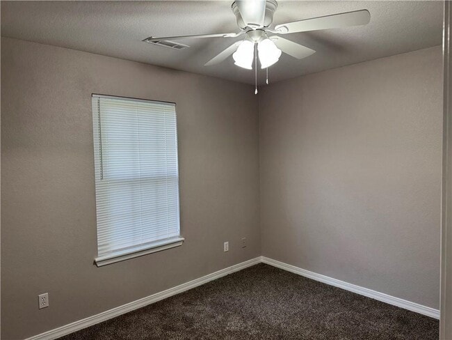 Building Photo - 2154 Kristy Ln