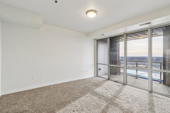 Building Photo - $1,950 | 1 Bedroom, 2 Bathroom Condo | Pet Friendly* | Available for Immediate move-in!