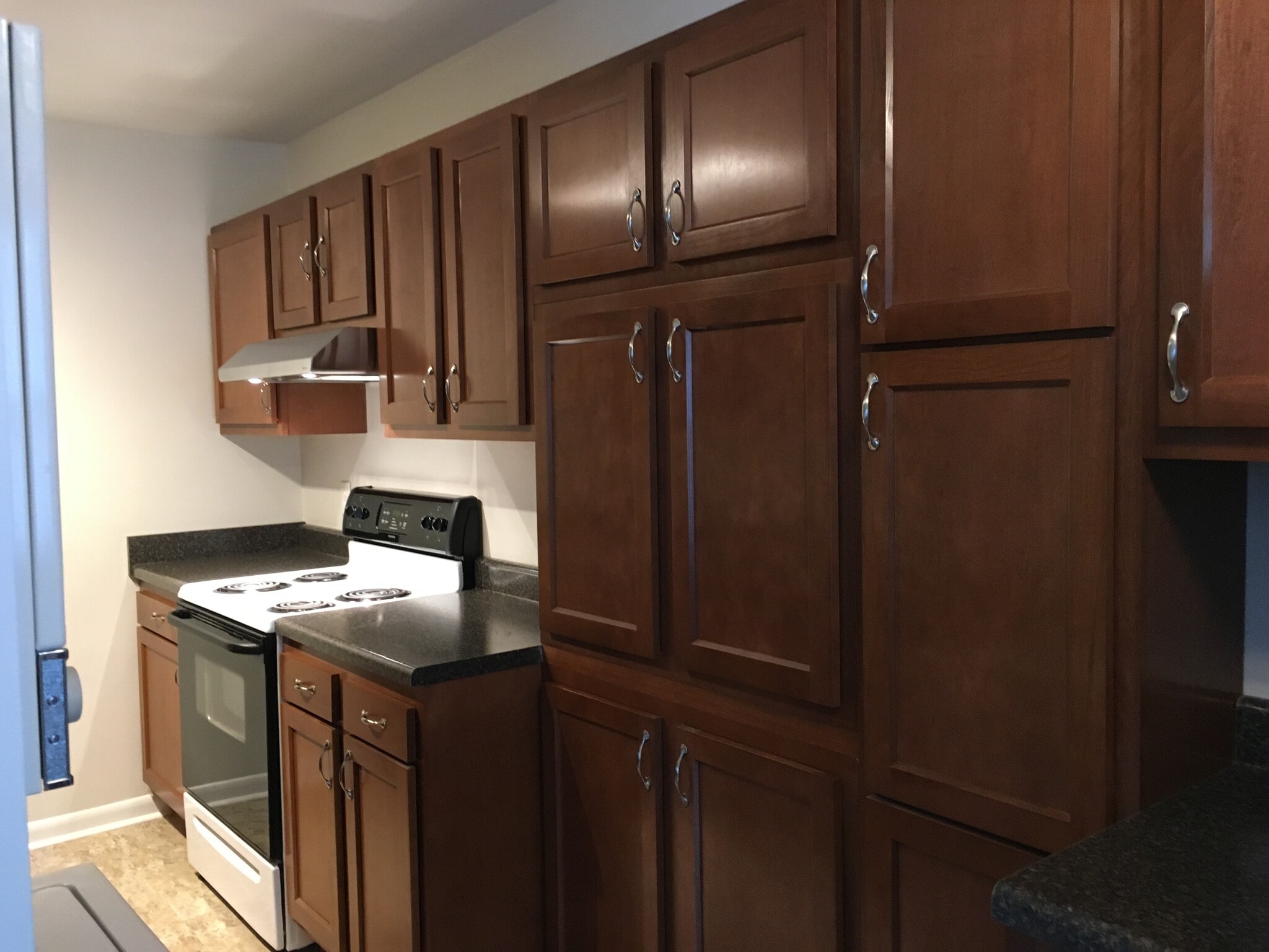 Lots of kitchen cabinets - 2223 Laurel Ave