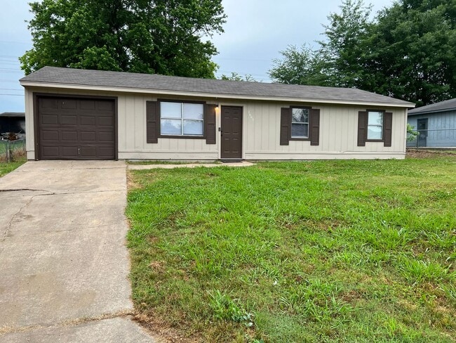 Building Photo - 3605 Rickey Dr