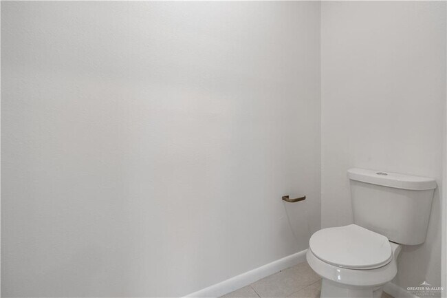 Building Photo - 15 Nassau St