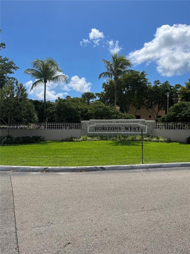 Building Photo - 8600 SW 133rd Avenue Rd