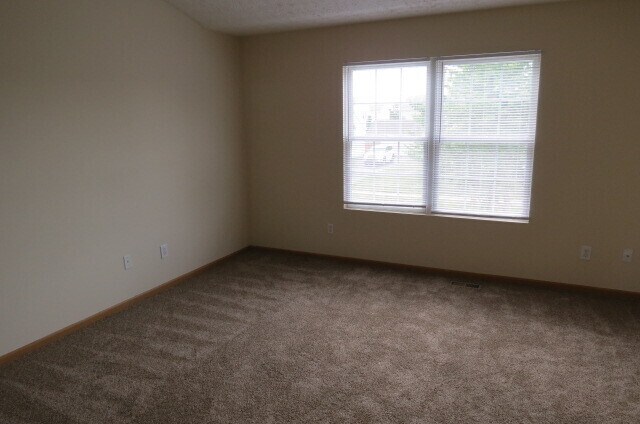 Building Photo - 4032 Grayson Dr