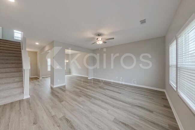 Building Photo - 5016 Cobalt Fls Bnd