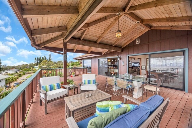 Building Photo - Fully Furnished 4BR in Kula. Garage, Bonus...