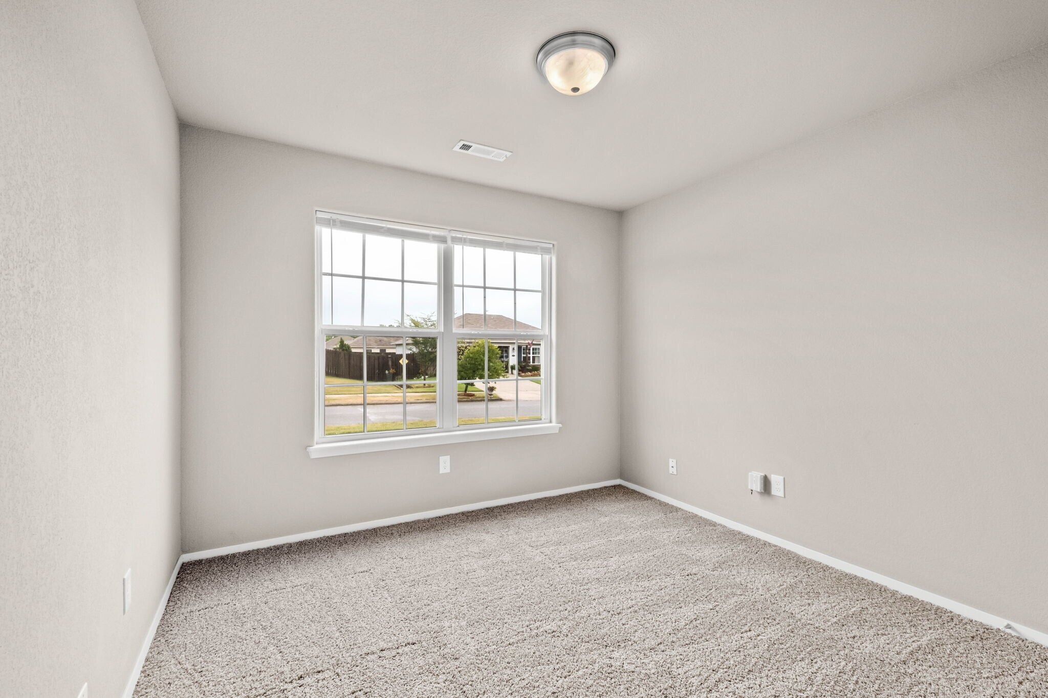 Building Photo - 1388 S Spritz Dr