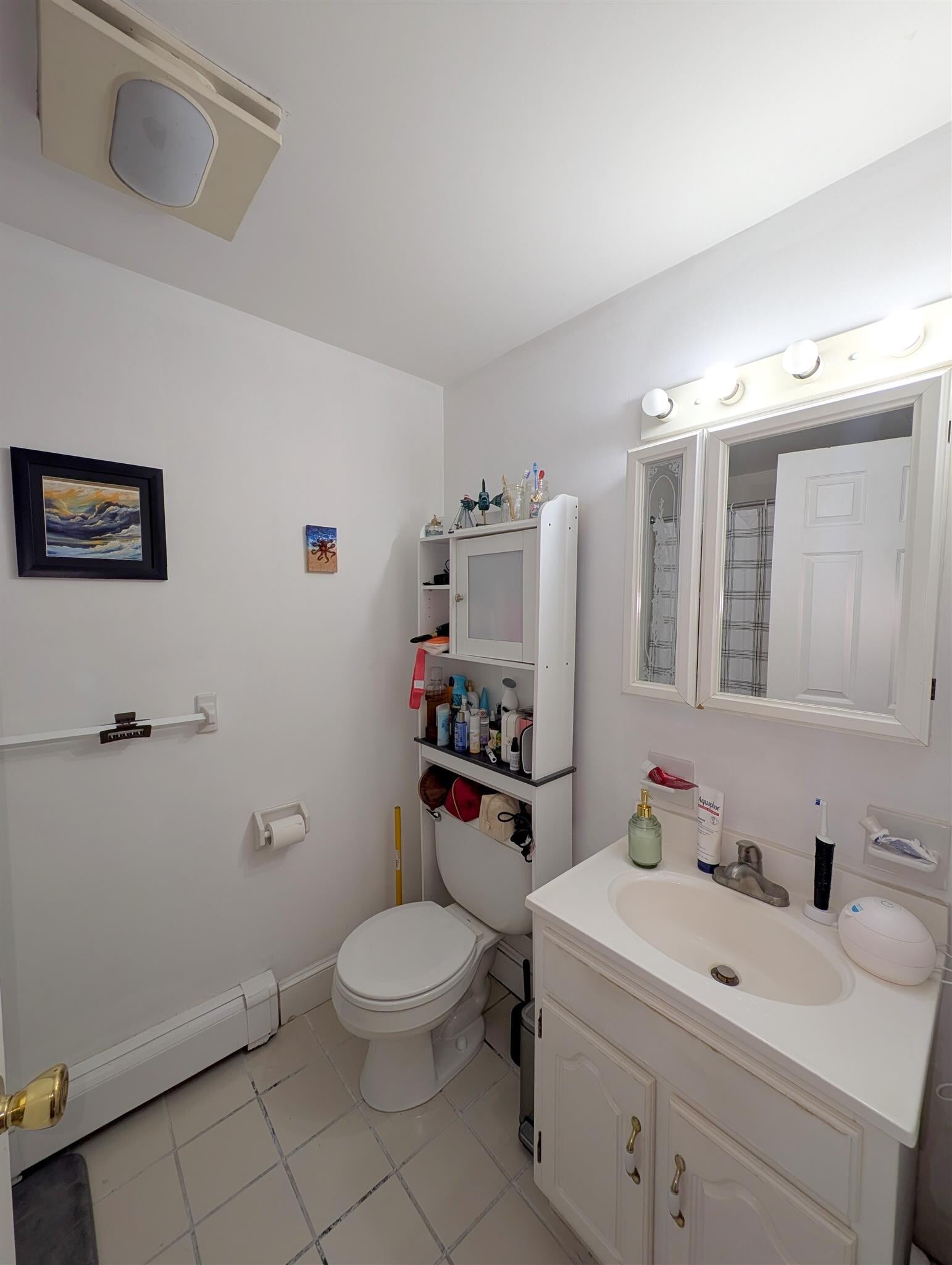 Building Photo - 37 Roberts Rd