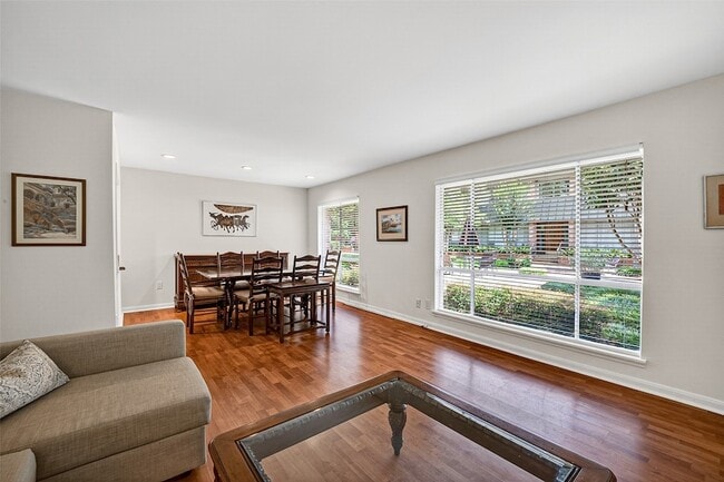 Building Photo - 6466 Bayou Glen Rd